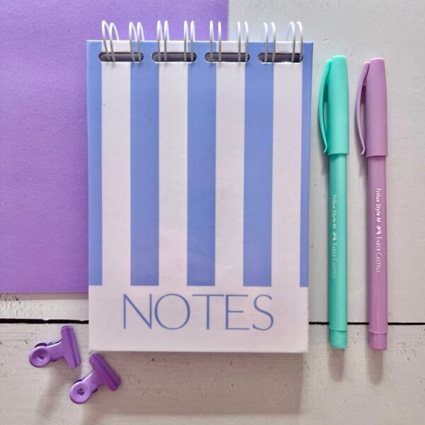 Block de notas violet retro
